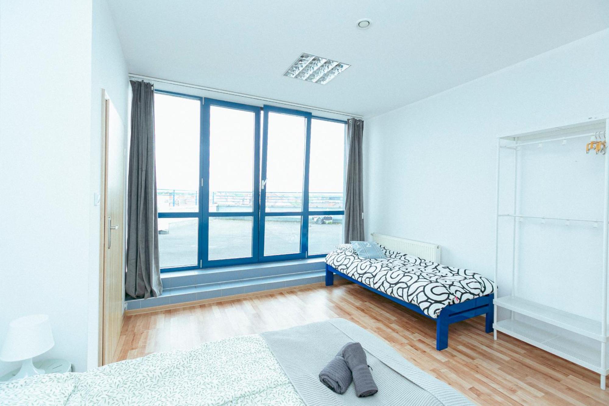 Hostel Metro Kabaty 바르샤바 외부 사진